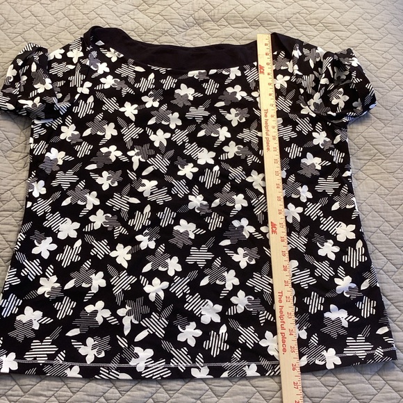 Karen Scott Black and White floral Patterned Blouse - Picture 5 of 12
